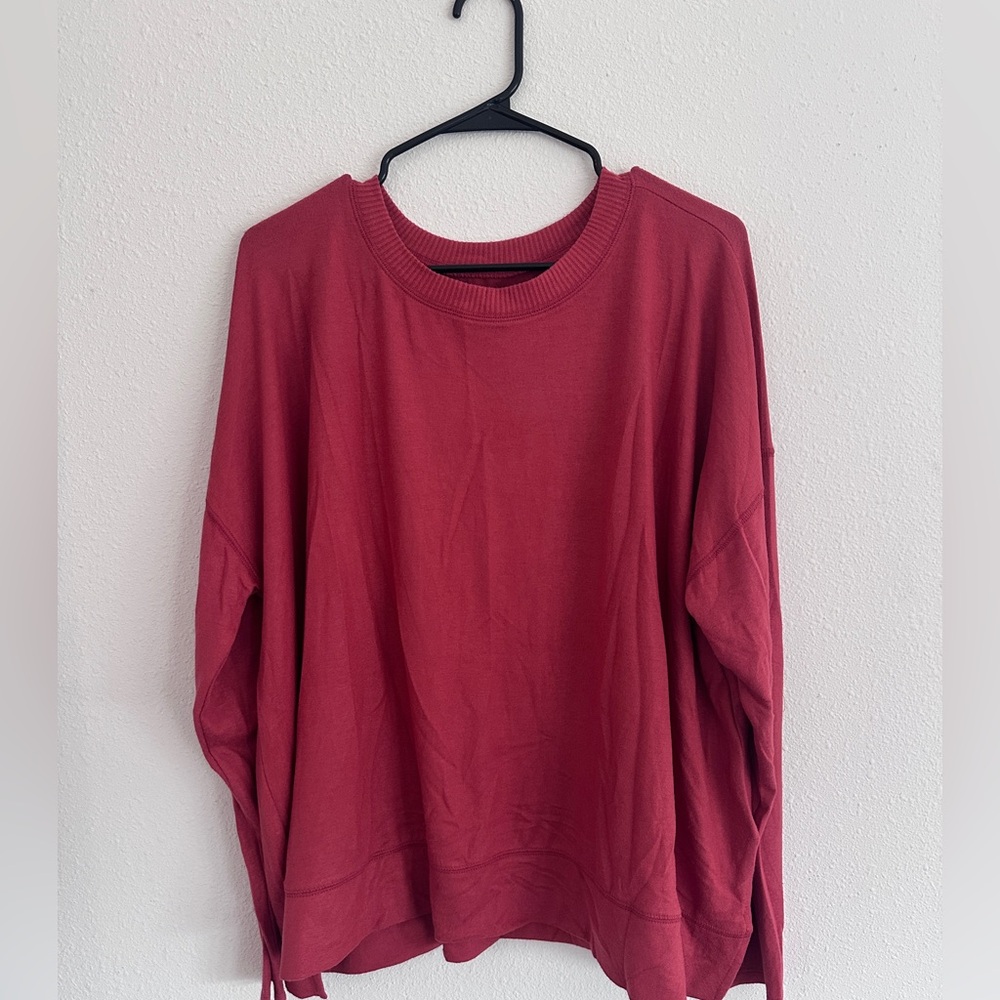 Lucky Brand Women's Burgundy Sweatshirt